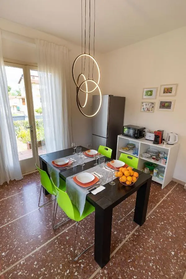 Апартаменты Appartamento In Villa A Tirrenia, Eleganza E Comfort A Pochi Passi Dal Mare Пиза Италия