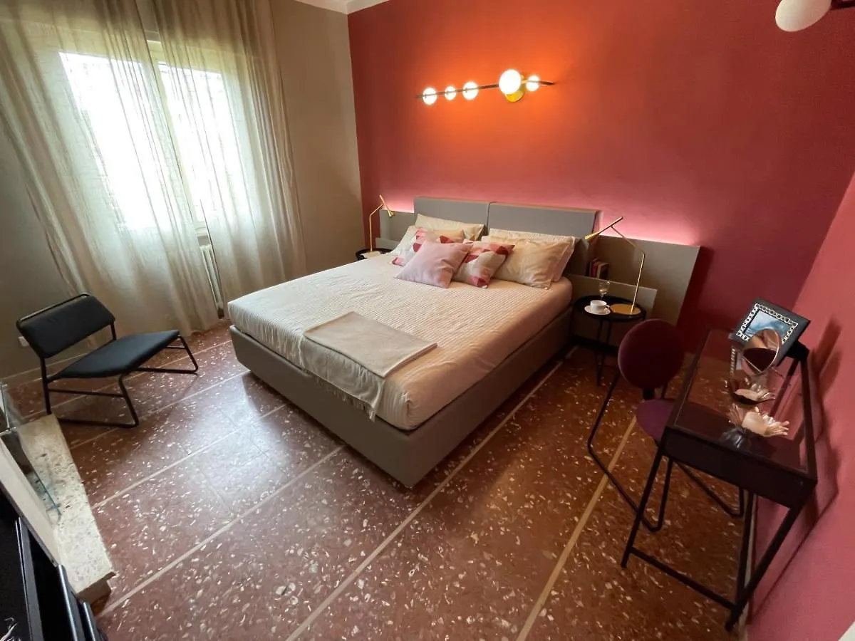 Appartamento In Villa A Tirrenia, Eleganza E Comfort A Pochi Passi Dal Mare Пиза